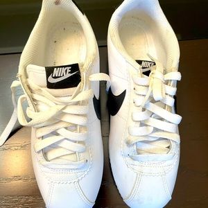 Nike cortex